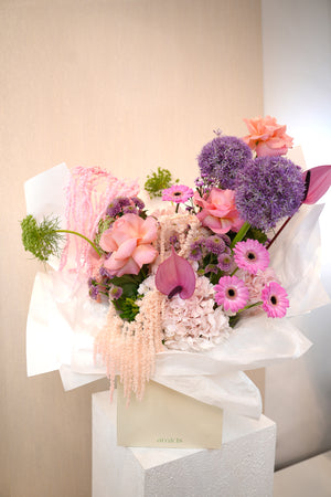 pink flower bouquet