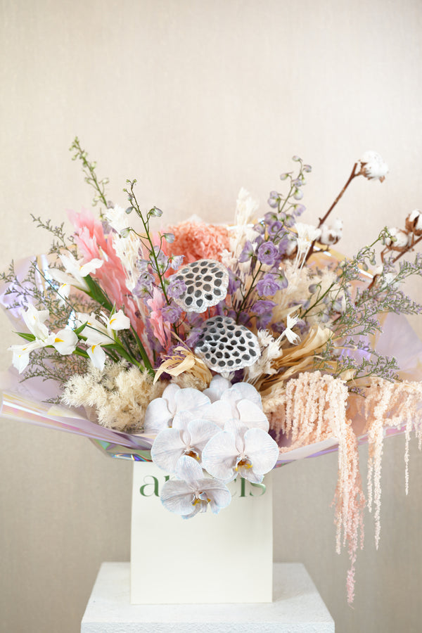 Opaline Muse