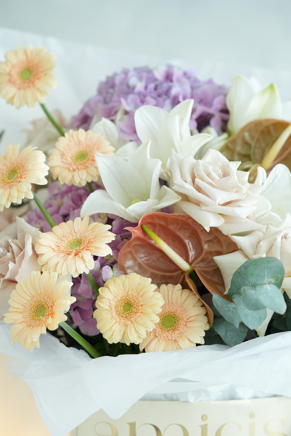 classic flower arrangement by amicis, a flower shop in dubai