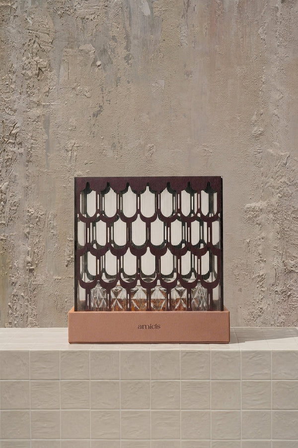 Velaré - a luxury floral gift box with a dark brown scalloped screen and blush pink base by Amicis