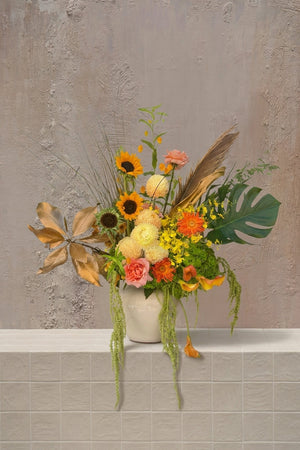 Victorian Rise - Vase Arrangement & Best Seller - artisan floral creation | corporate gift | luxury flowers UAE - by Amicis Dubai