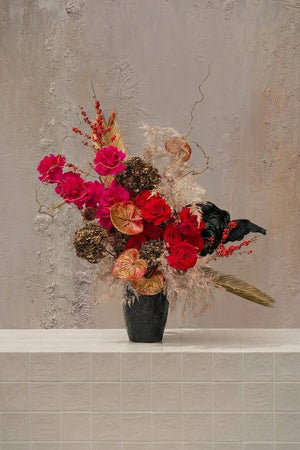 Wild Stem - Vase Arrangement & Best Seller - artisan floral creation | celebration centerpiece | UAE premium florist - by Amicis Dubai